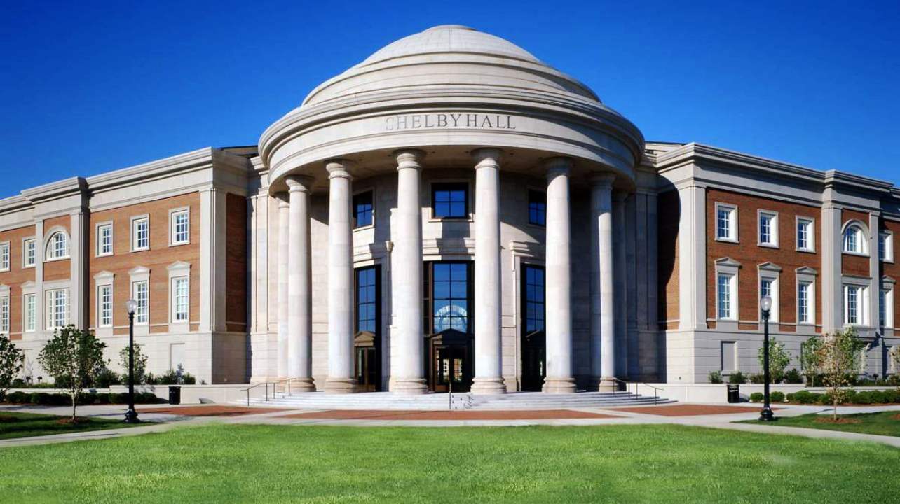The University of Alabama Shelby Hall Interdisciplinary Science Building